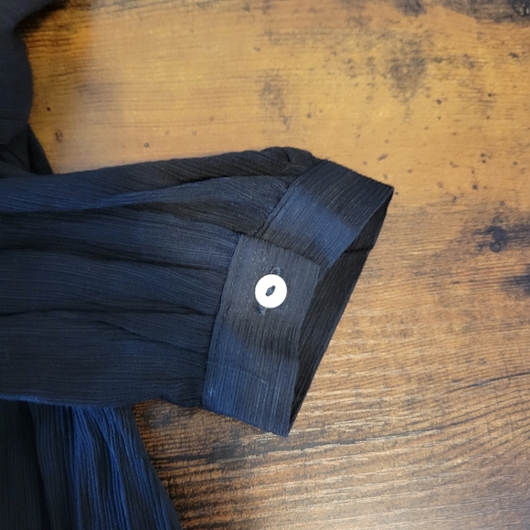 NWOT Shop The Trends Floral Top - Picture 9 of 9